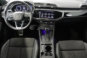 Vehicle image AUDI Q3 Sportback 2.0 40 TDI S line quattro S-Tronic