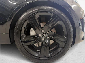 Fahrzeugbild LAND ROVER Discovery 3.0 D I6 300 Dynamic HSE