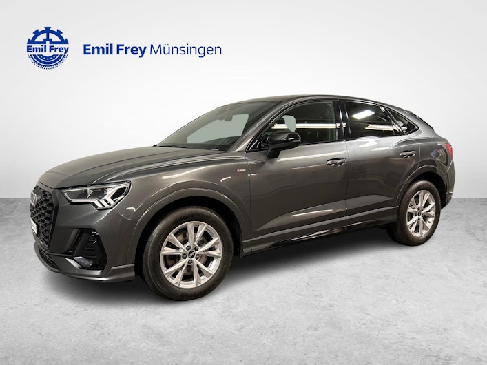 Vehicle image AUDI Q3