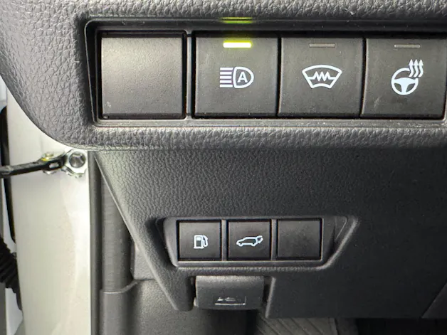 Toyota Prius 2.0 Plug-In-Hybrid Premium