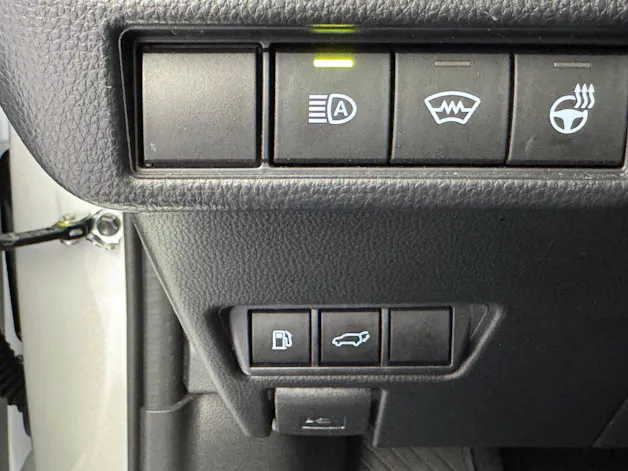 Toyota Prius 2.0 Plug-In-Hybrid Premium