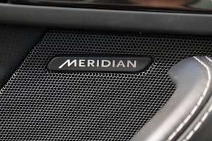 Vehicle image JAGUAR F-Type Convertible 5.0 V8 R AWD