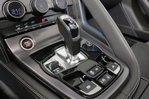 Vehicle image JAGUAR F-Type Convertible 5.0 V8 R AWD