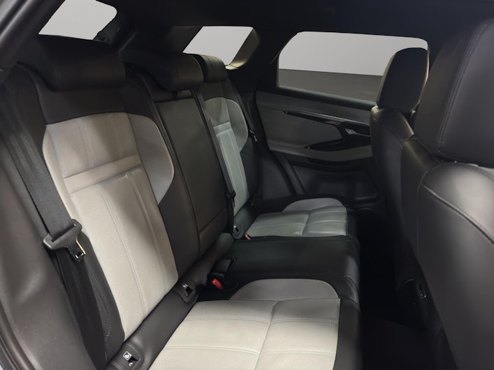 Vehicle image LAND ROVER RANGE ROVER EVOQUE