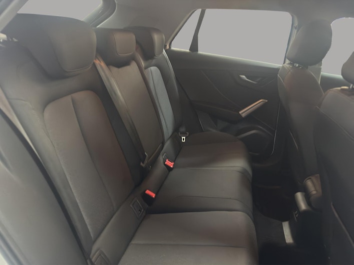 Vehicle image AUDI Q2