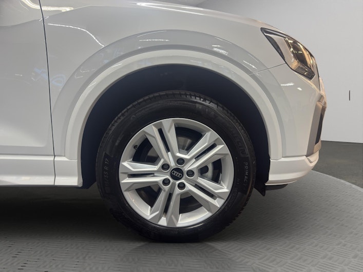 Vehicle image AUDI Q2