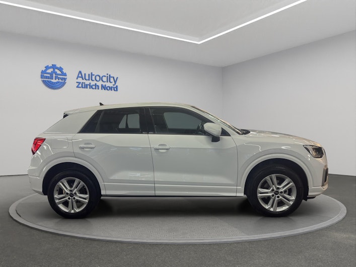 Vehicle image AUDI Q2