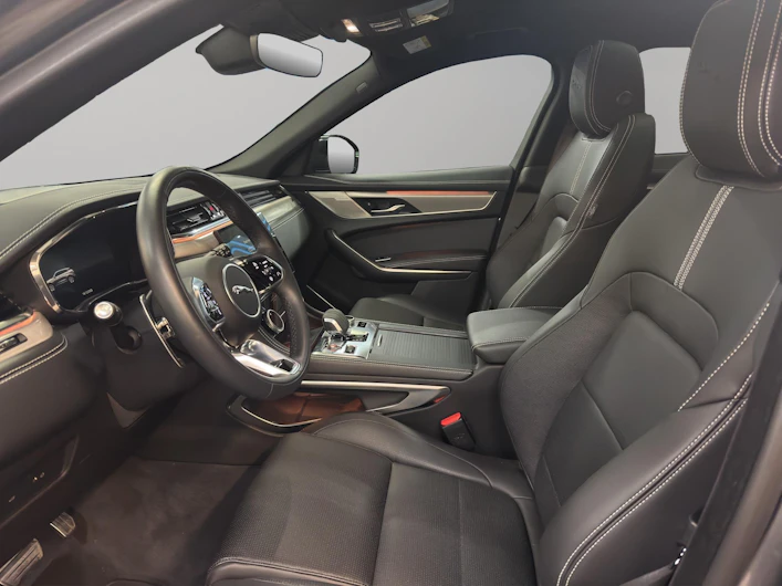 image du véhicule JAGUAR F-PACE