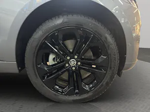 Jaguar F-Pace 3.0 D I6 R-Dynamic SE 90th Anniversary Edition AWD