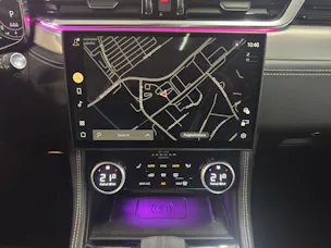 Jaguar F-Pace 3.0 D I6 R-Dynamic SE 90th Anniversary Edition AWD