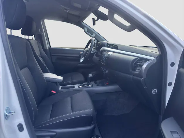 Toyota Hilux Double Cab.-Pick-up 2.4 D-4D 150 Comfort