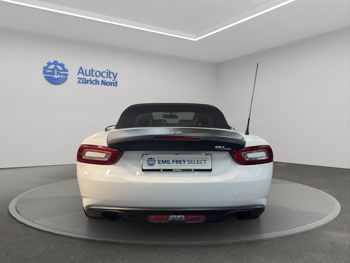 Vehicle image FIAT 124