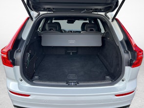 Vehicle image VOLVO XC60 2.0 T8 TE R-Design eAWD