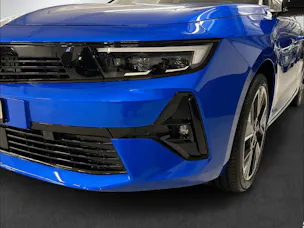Opel Astra-e Swiss Plus