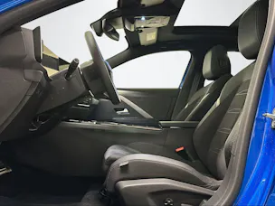 Opel Astra-e Swiss Plus