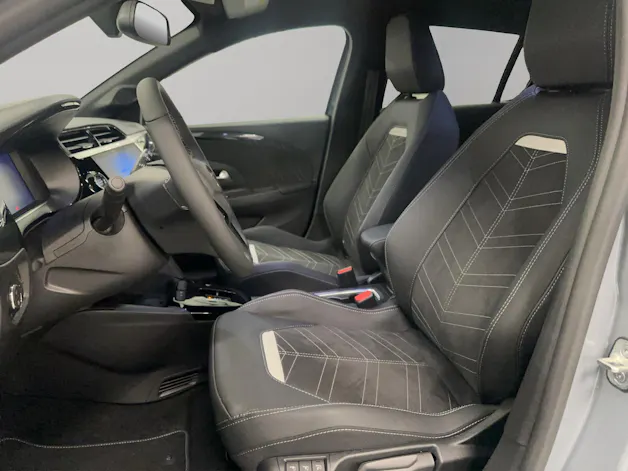Opel Corsa-e 156 GS