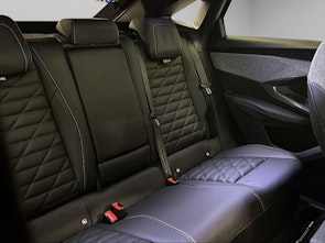 Fahrzeugbild PEUGEOT 3008 e-GT