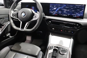 Vehicle image BMW 320d xDrive SAG Touring