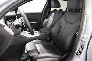 Vehicle image BMW 320d xDrive SAG Touring