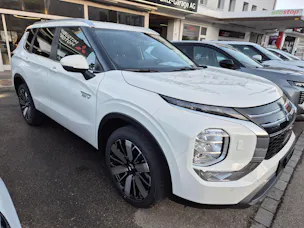 Mitsubishi Outlander 2.4 PHEV Intense 4x4 TOP