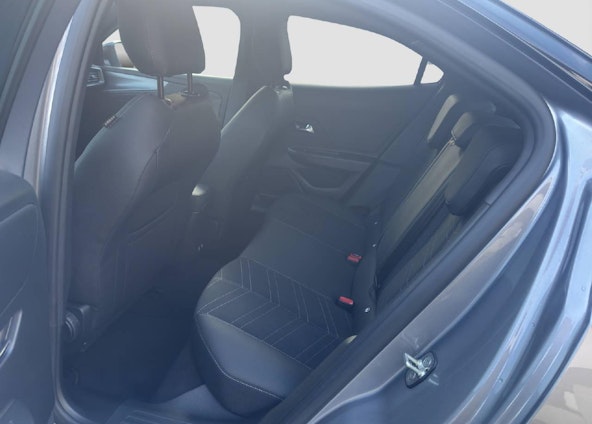 Vehicle image 14 Vehicle image 14