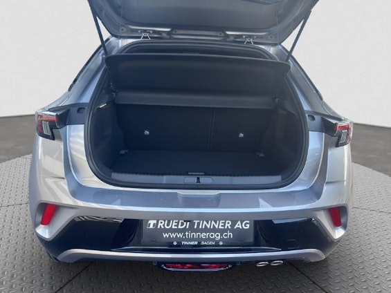 Vehicle image 9 Vehicle image 9