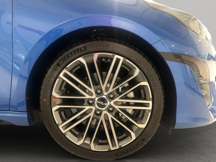 Vehicle image KIA CEED