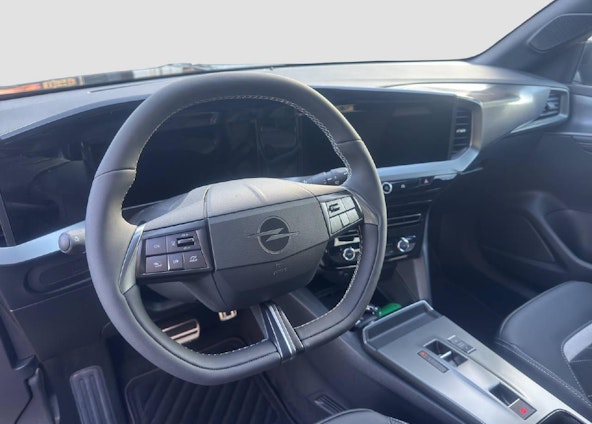 Vehicle image 11 Vehicle image 11