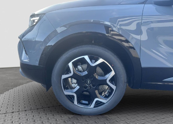 Vehicle image 8 Vehicle image 8