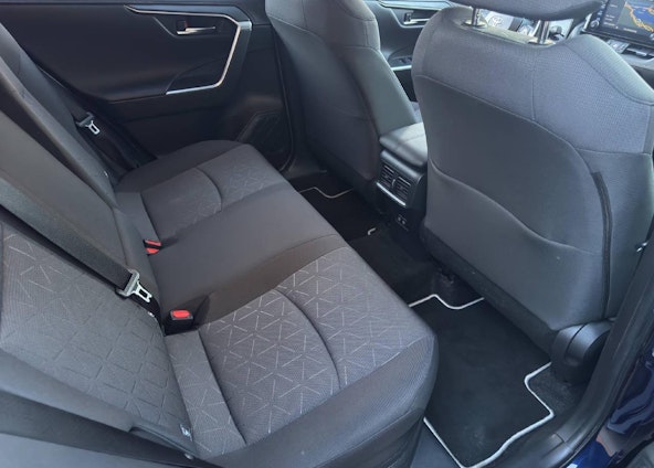 Vehicle image 8 Vehicle image 8