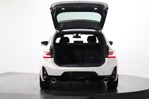 Vehicle image BMW 320d xDrive SAG Touring