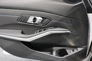 Vehicle image BMW 320d xDrive SAG Touring