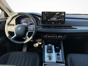 Fahrzeugbild MITSUBISHI Outlander 2.4 PHEV Instyle 4x4