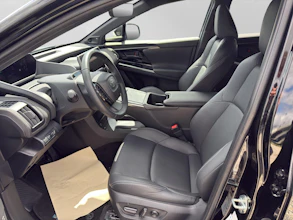 https://vehicle.imgix.net/4141960/4c948506-76ce-46fc-9f84-65013aec1440.jpg