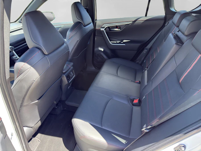 image du véhicule TOYOTA RAV-4