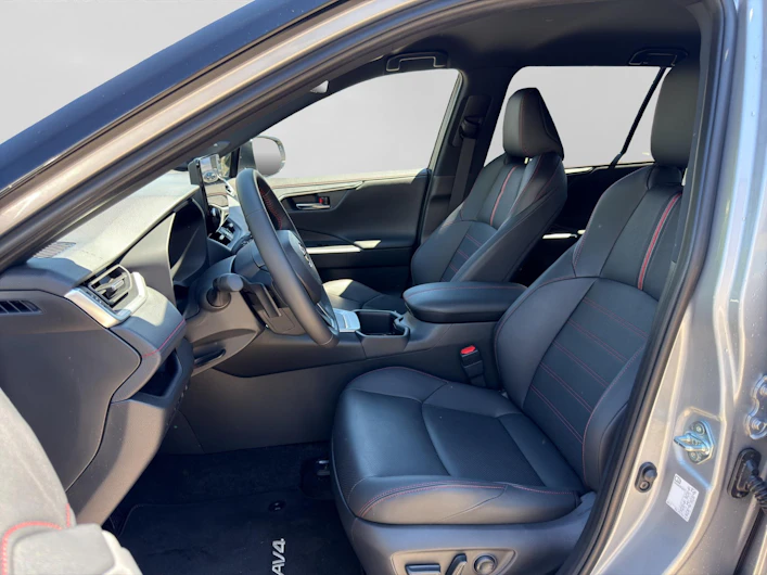 image du véhicule TOYOTA RAV-4