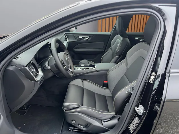 Volvo V60 2.0 T6 TE Ultra Dark eAWD