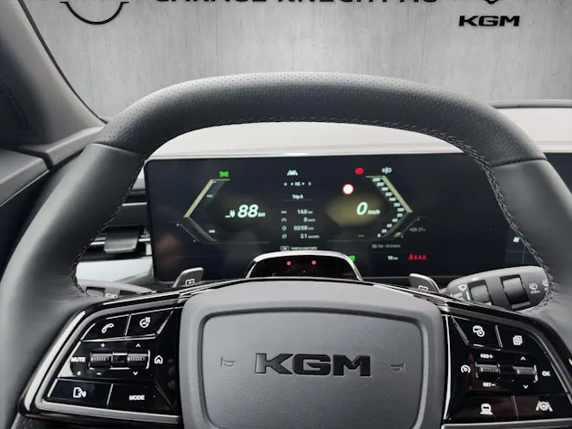KGM Musso EV Blackline