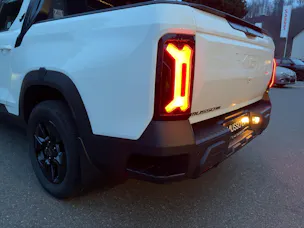 KGM Musso EV Blackline