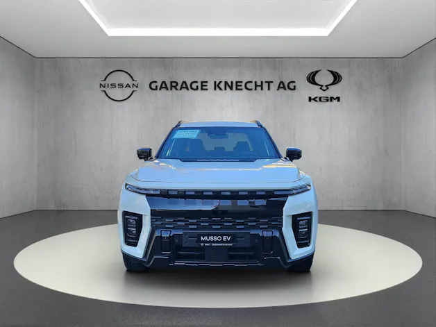 KGM Musso EV Blackline