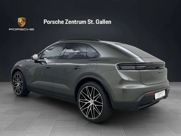 Porsche Macan 4