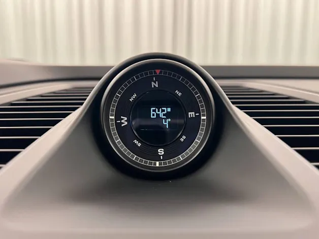 Porsche Macan 4