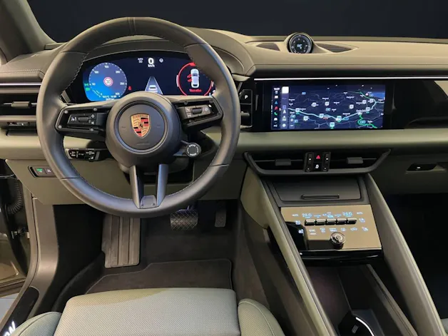 Porsche Macan 4