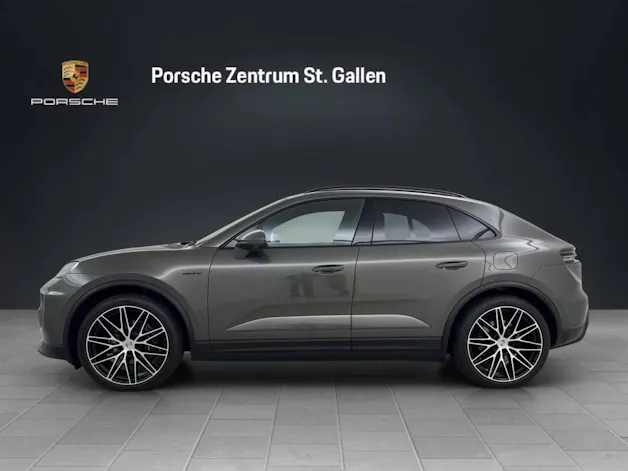 Porsche Macan 4