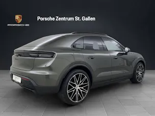 Porsche Macan 4