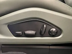 Porsche Macan 4