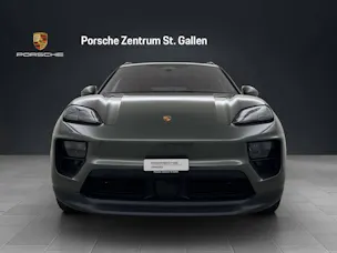 Porsche Macan 4