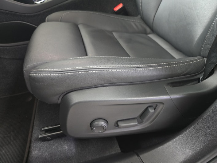 immagine del veicolo VOLVO XC40