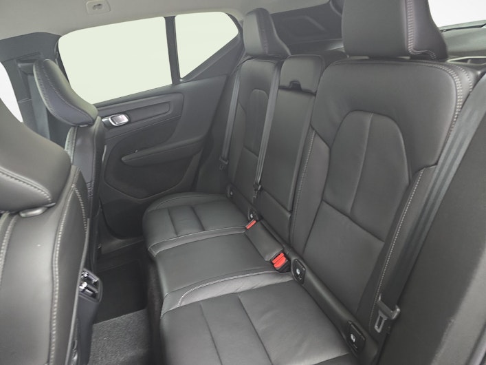 immagine del veicolo VOLVO XC40