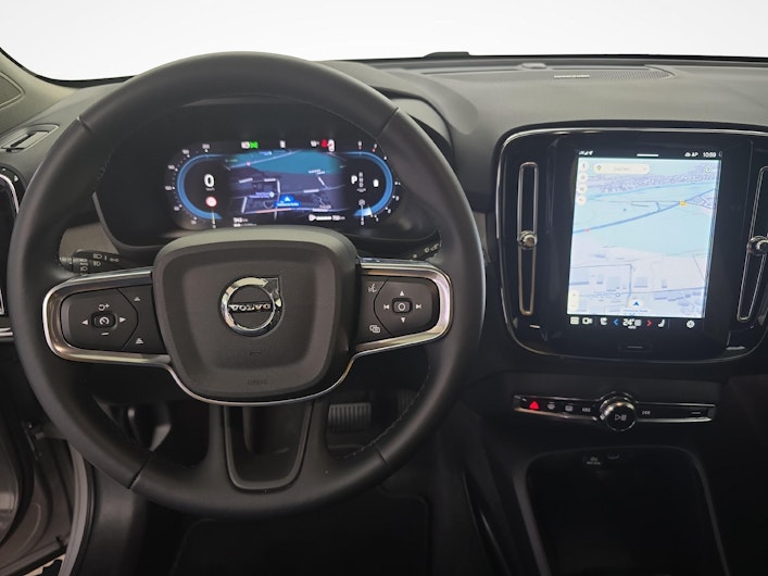 immagine del veicolo VOLVO XC40